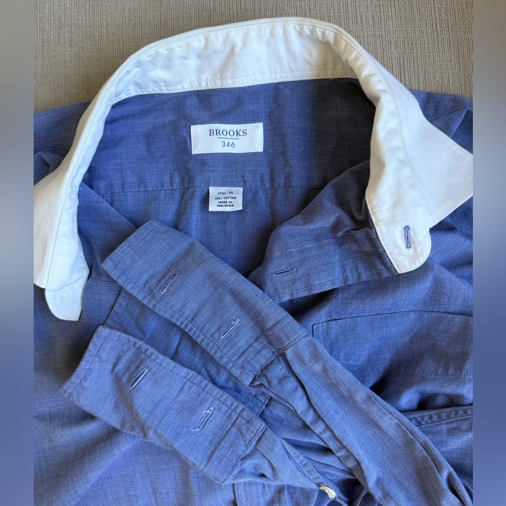 Brooks Men's Blue Casual Shirt with White Collar
